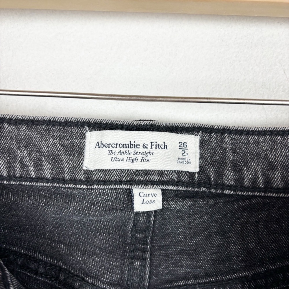 Abercrombie & Fitch Gray Ankle Straight Ultra High Rise Jeans Sz 26/2 - Picture 6 of 7